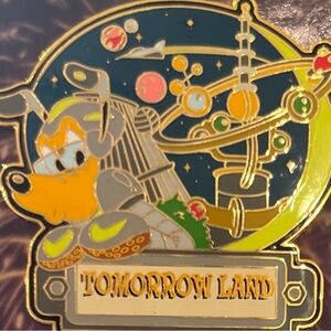 LE 3500 magic kingdom Tomorrowland Pluto pin